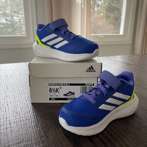 New Adidas Boys Sneakers size 8.5